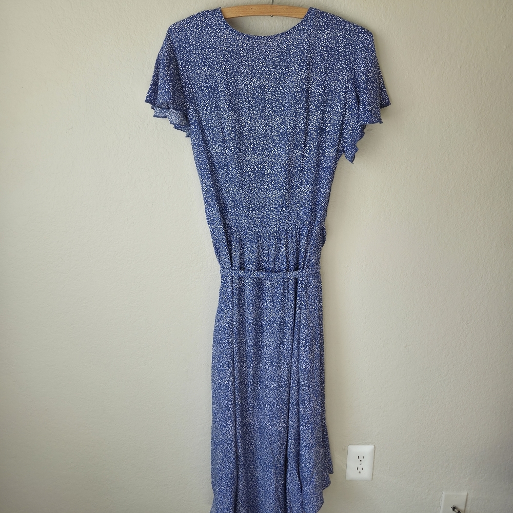 Zesica Wrap Fuffler Midi Dress Womens M Blue/White Floral Short Sleeve VNeck - Picture 3 of 16